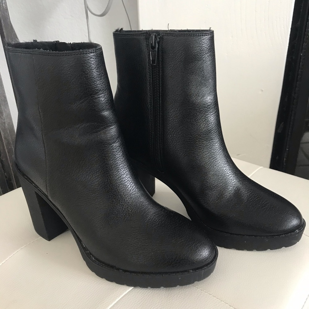 H&M Black Boots (New)